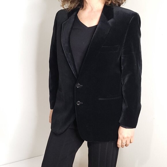 College Hall Velvet Boyfriend Women's Jacket - Picture 3 of 7